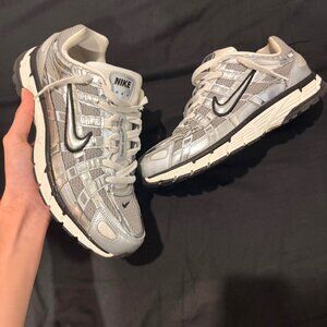 Nike Shoes P-6000